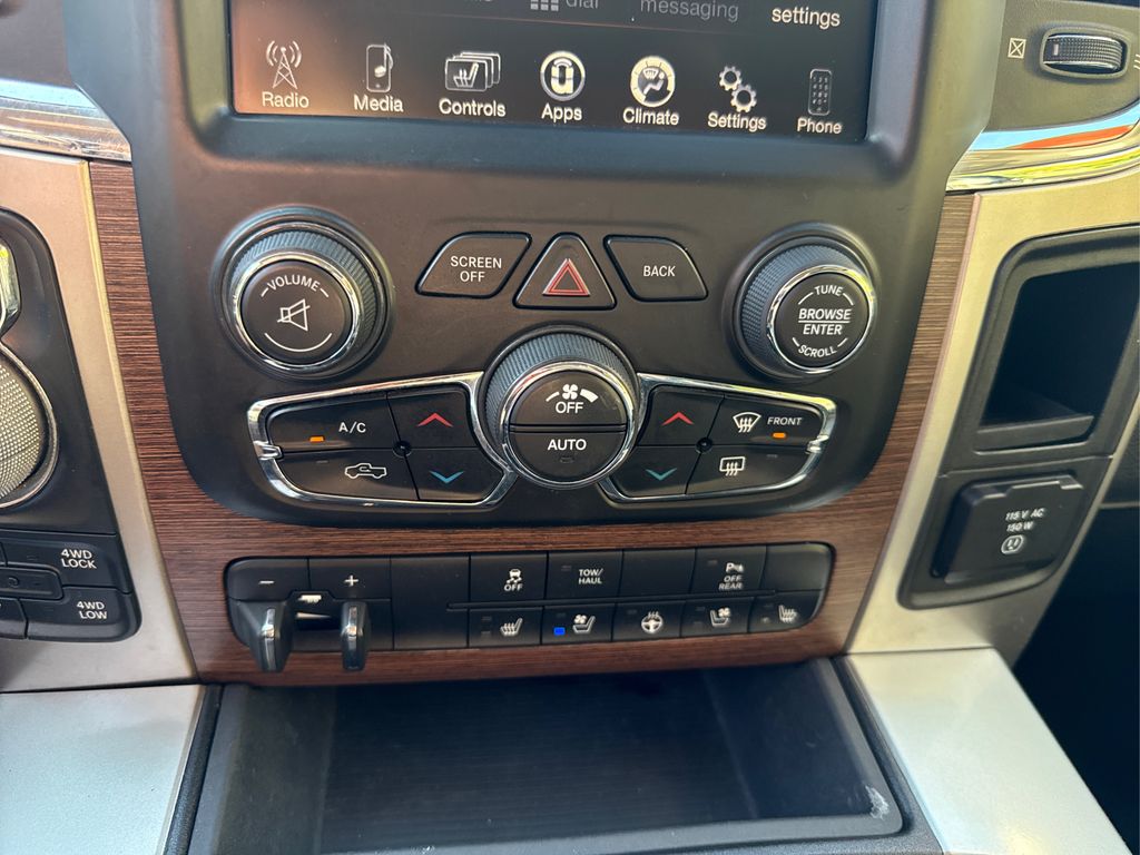 2016 Ram 1500 Laramie photo 24