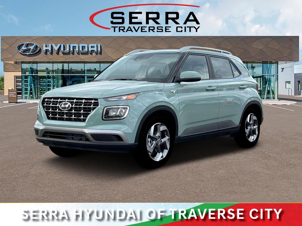 2025 Hyundai Venue SEL's photo
