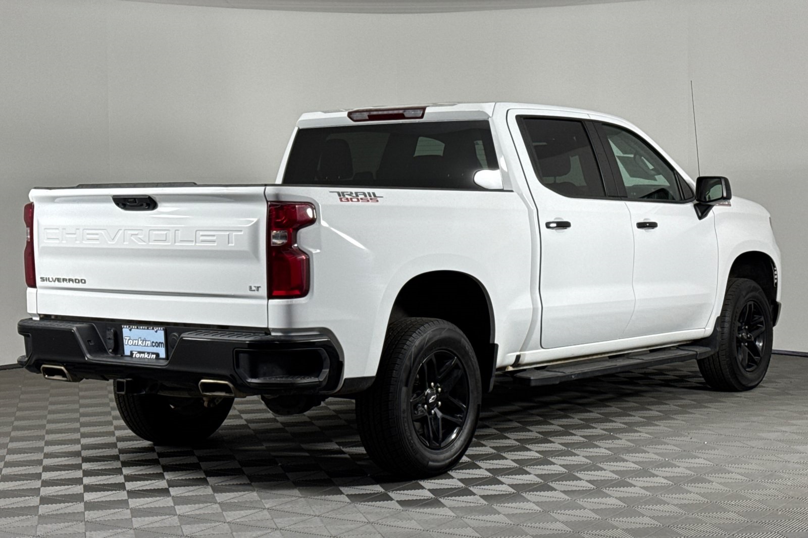 2023 Chevrolet Silverado 1500 LT Trail Boss photo 3
