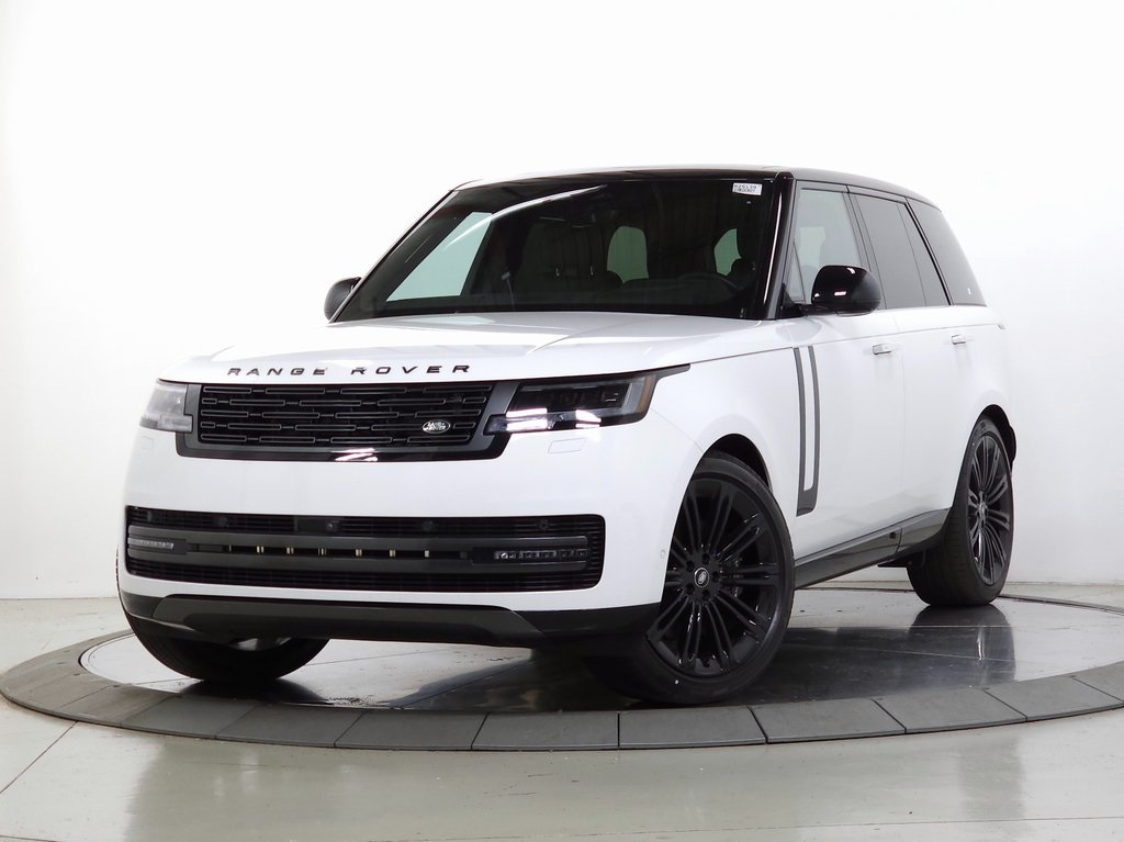 2025 Land Rover Range Rover SE's photo