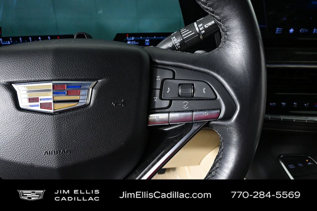 2024 Cadillac Escalade Premium Luxury photo 10