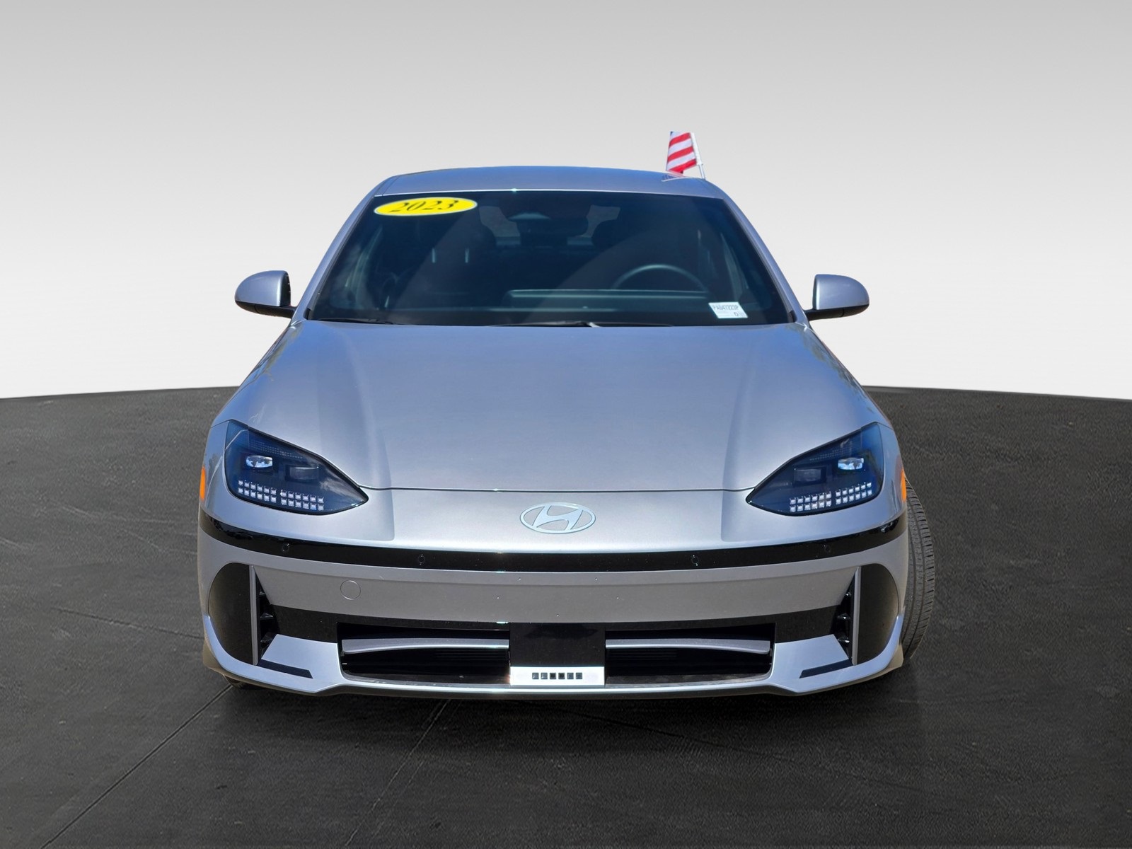 2023 Hyundai Ioniq 6 SEL photo 2