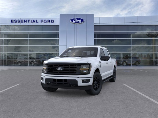 2025 Ford F-150 XLT photo 2