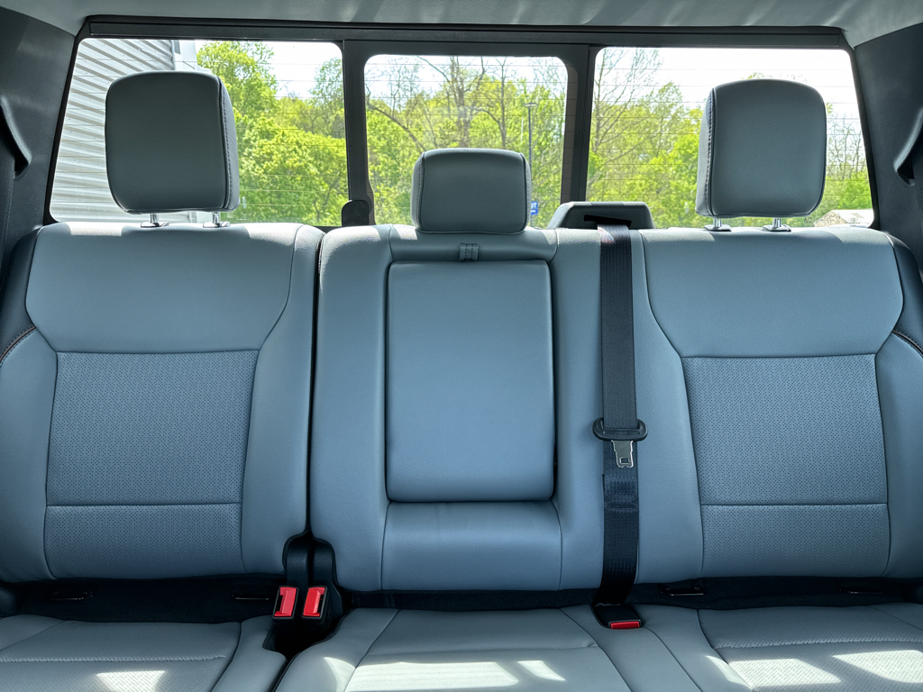 2025 Ford F-150 Lariat photo 7