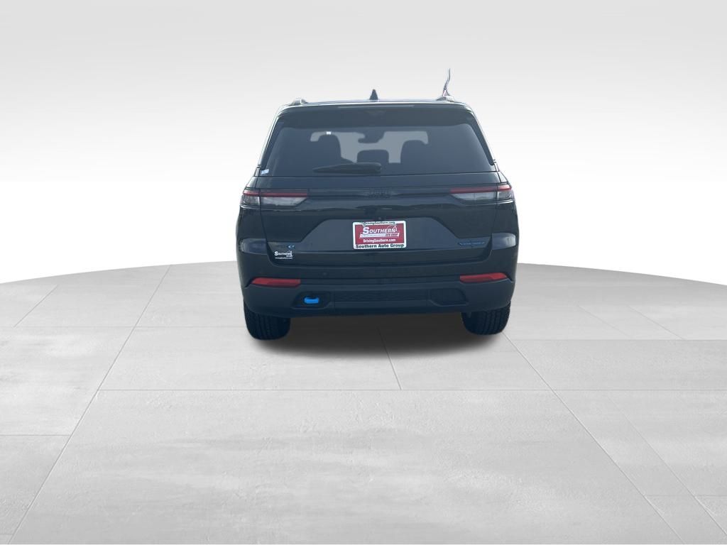 2024 Jeep Grand Cherokee Trailhawk 4xe photo 3