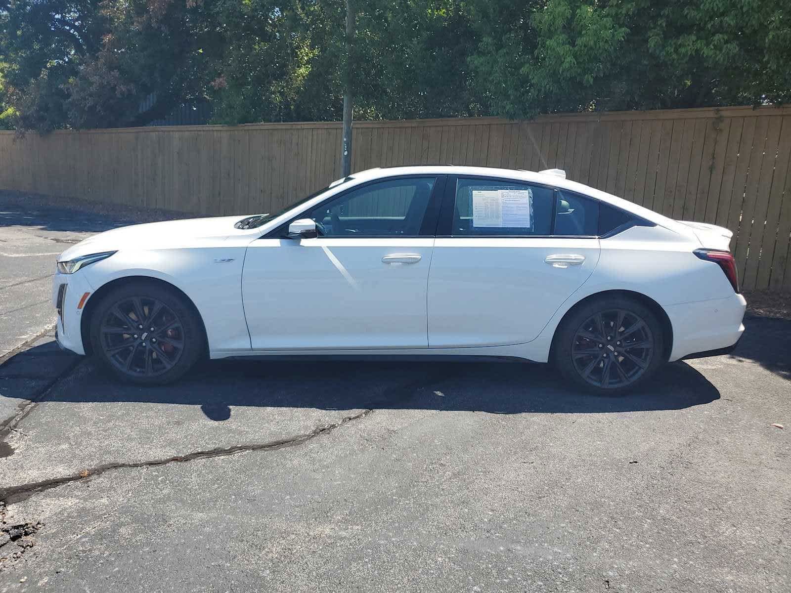 2021 Cadillac CT5 V photo 2