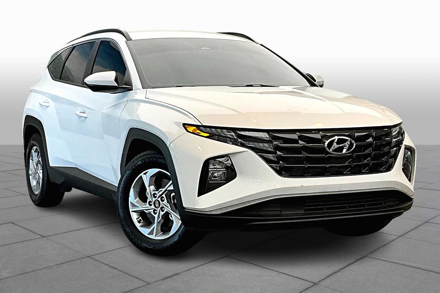 2024 Hyundai Tucson SEL photo 2