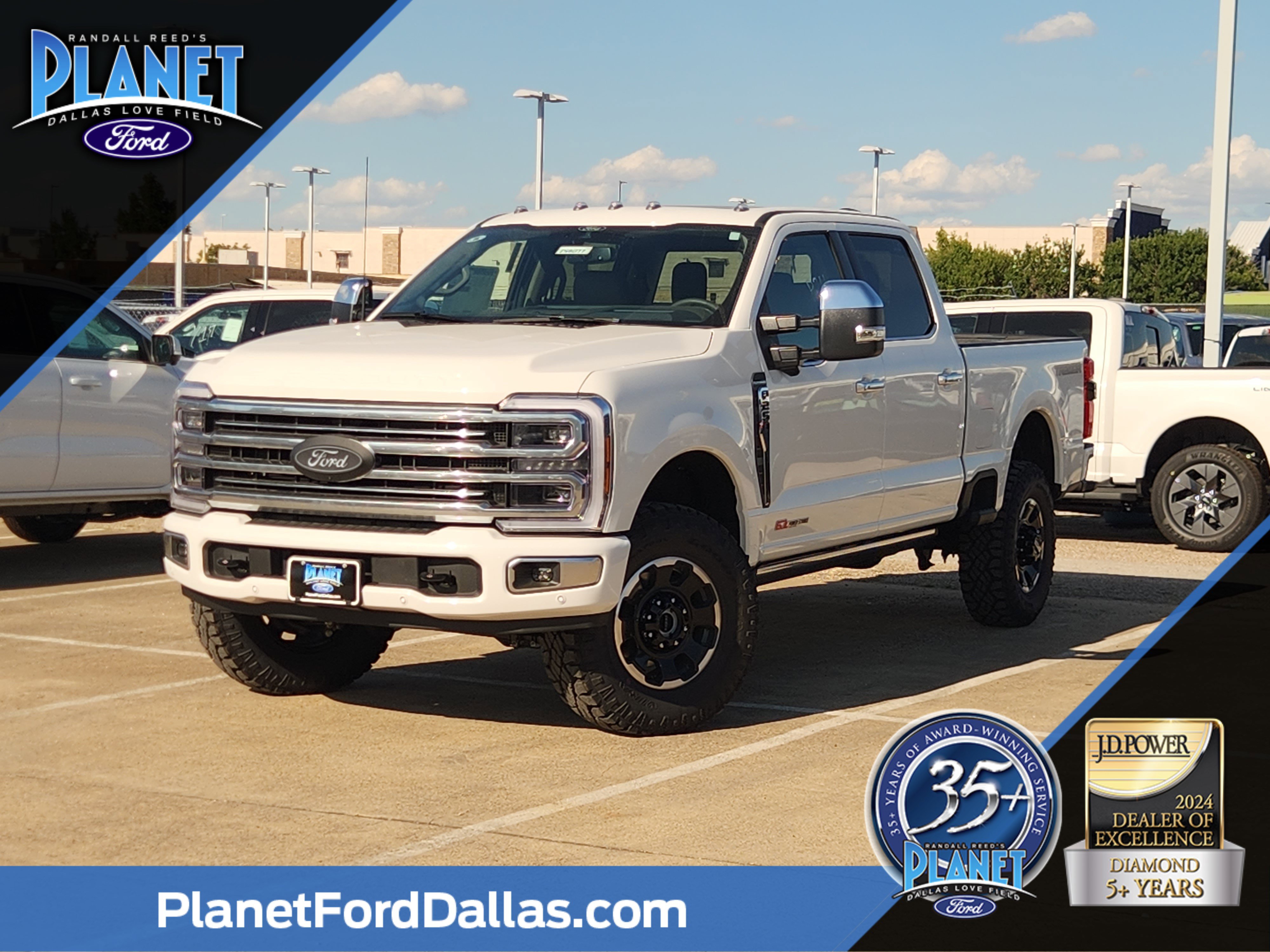 2026 Ford F-250 Super Duty Platinum's photo