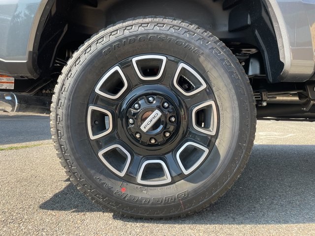 2025 Ford F-350 photo 7
