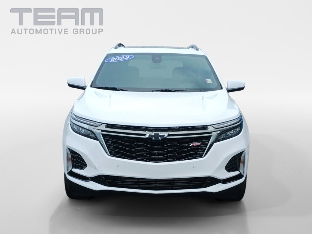 2023 Chevrolet Equinox RS photo 2