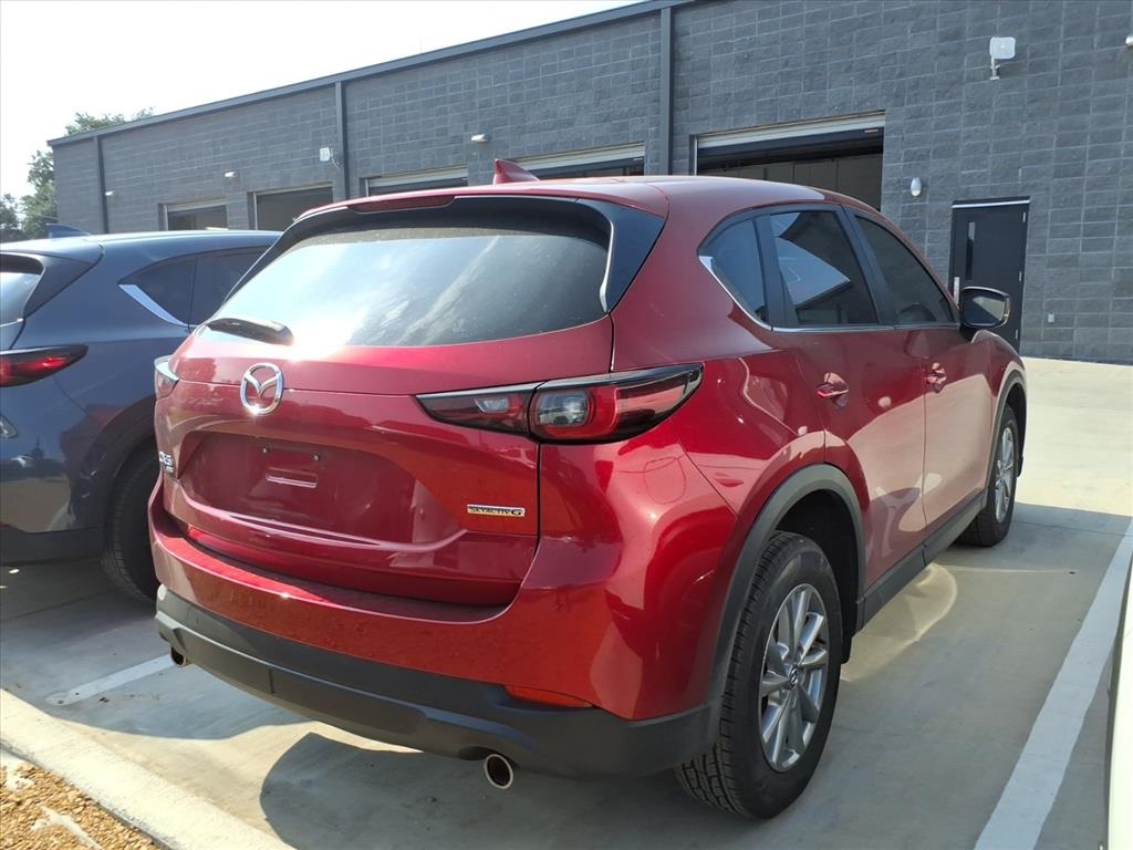 2022 Mazda CX-5 2.5 S Preferred photo 2