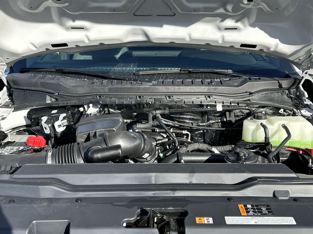 2025 Ford F-350 XLT photo 34