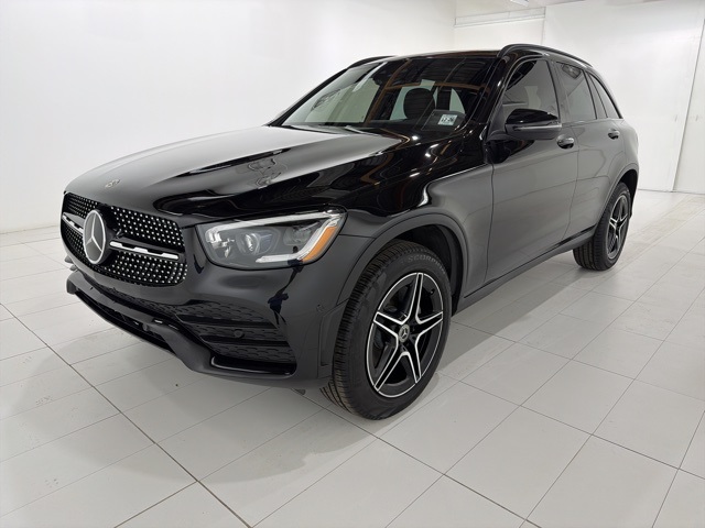 2021 Mercedes-Benz GLC GLC300's photo