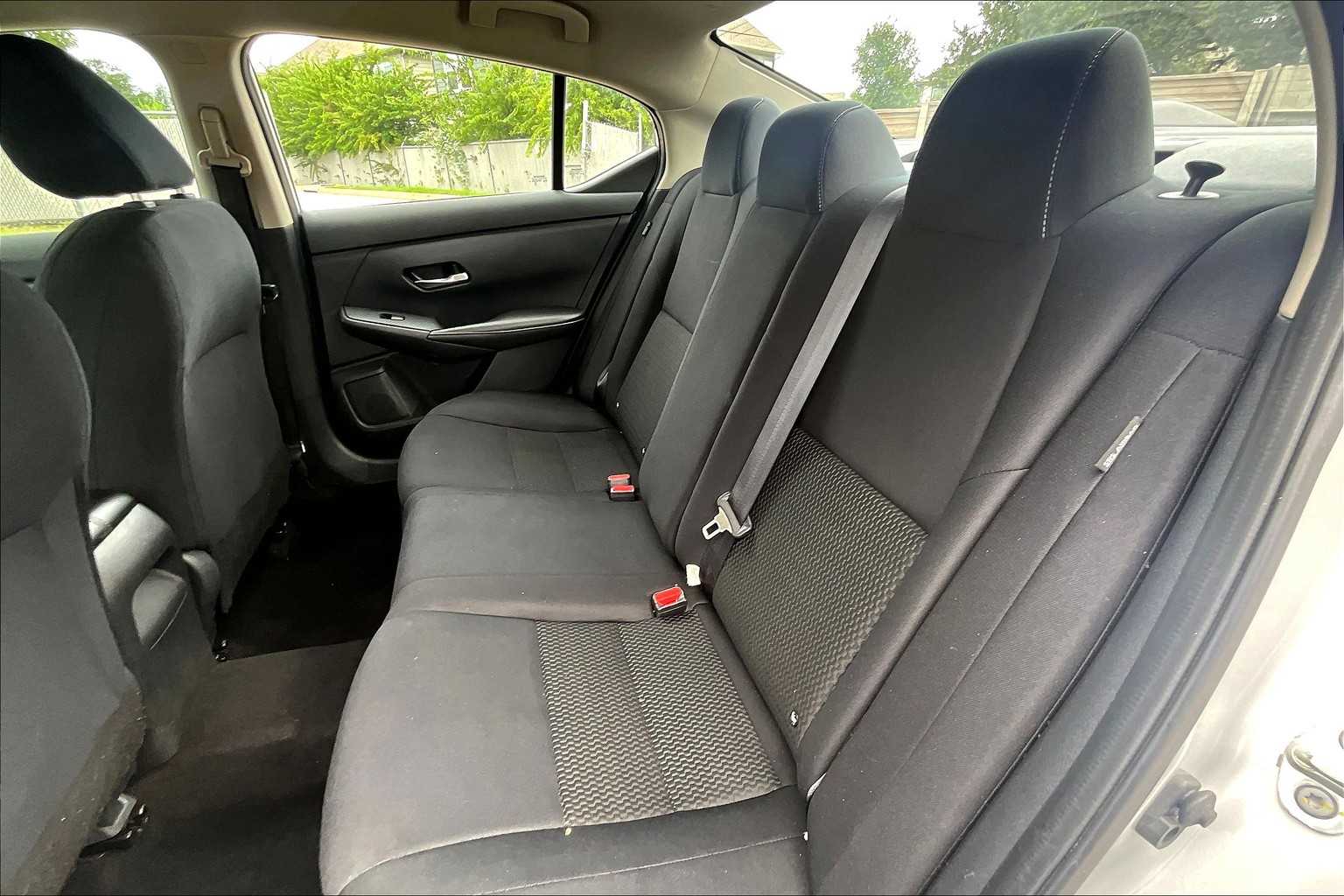 2022 Nissan Sentra S photo 18