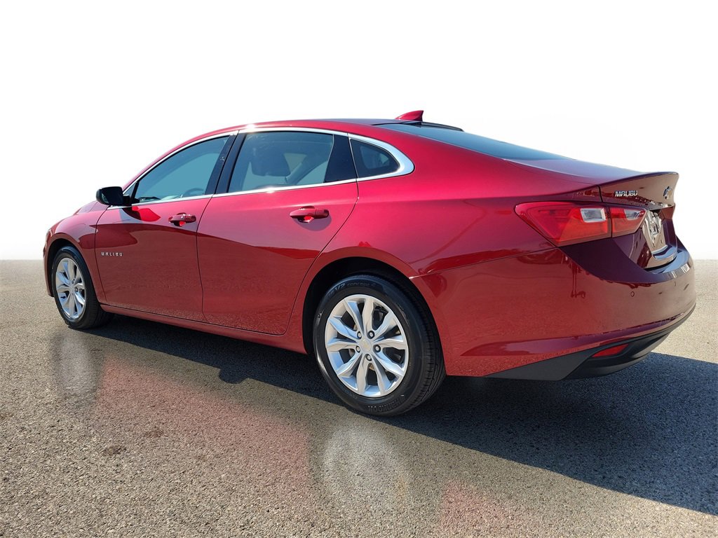 2024 Chevrolet Malibu 1LT photo 3