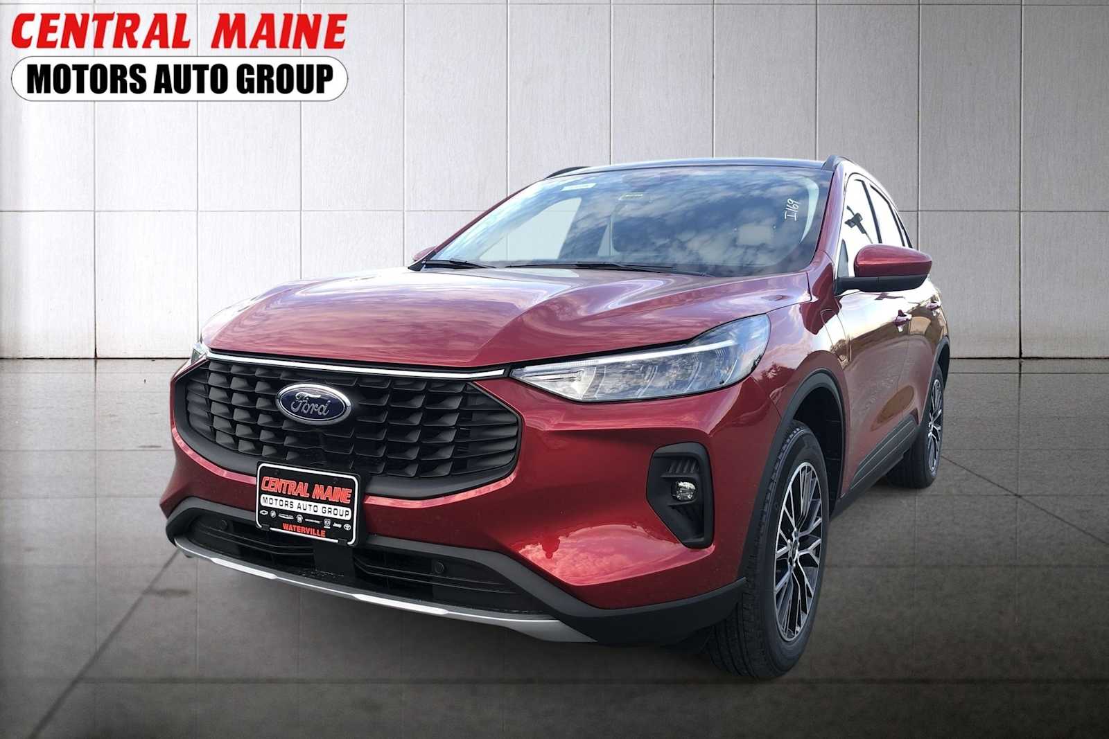 2025 Ford Escape PHEV's photo