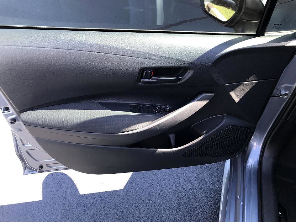 2023 Toyota Corolla LE photo 14