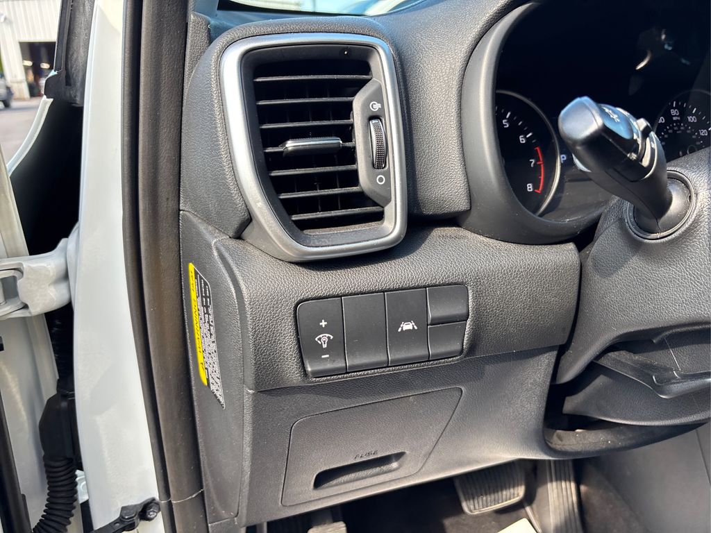 2022 Kia Sportage LX photo 31