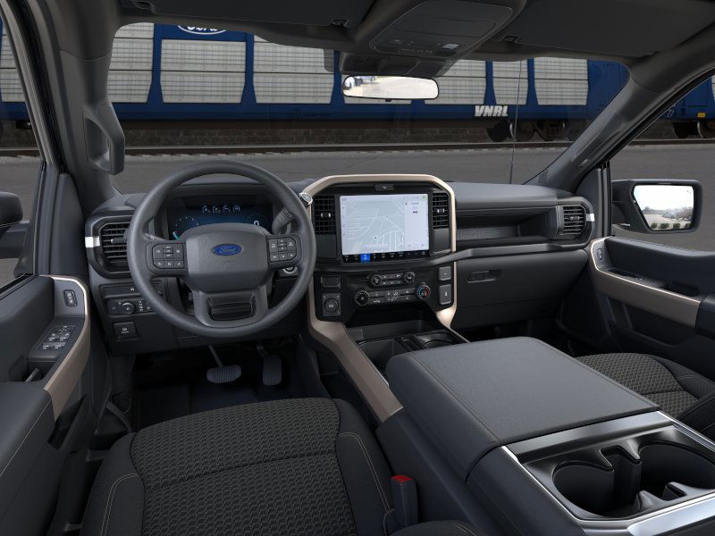 2025 Ford F-150 STX photo 3