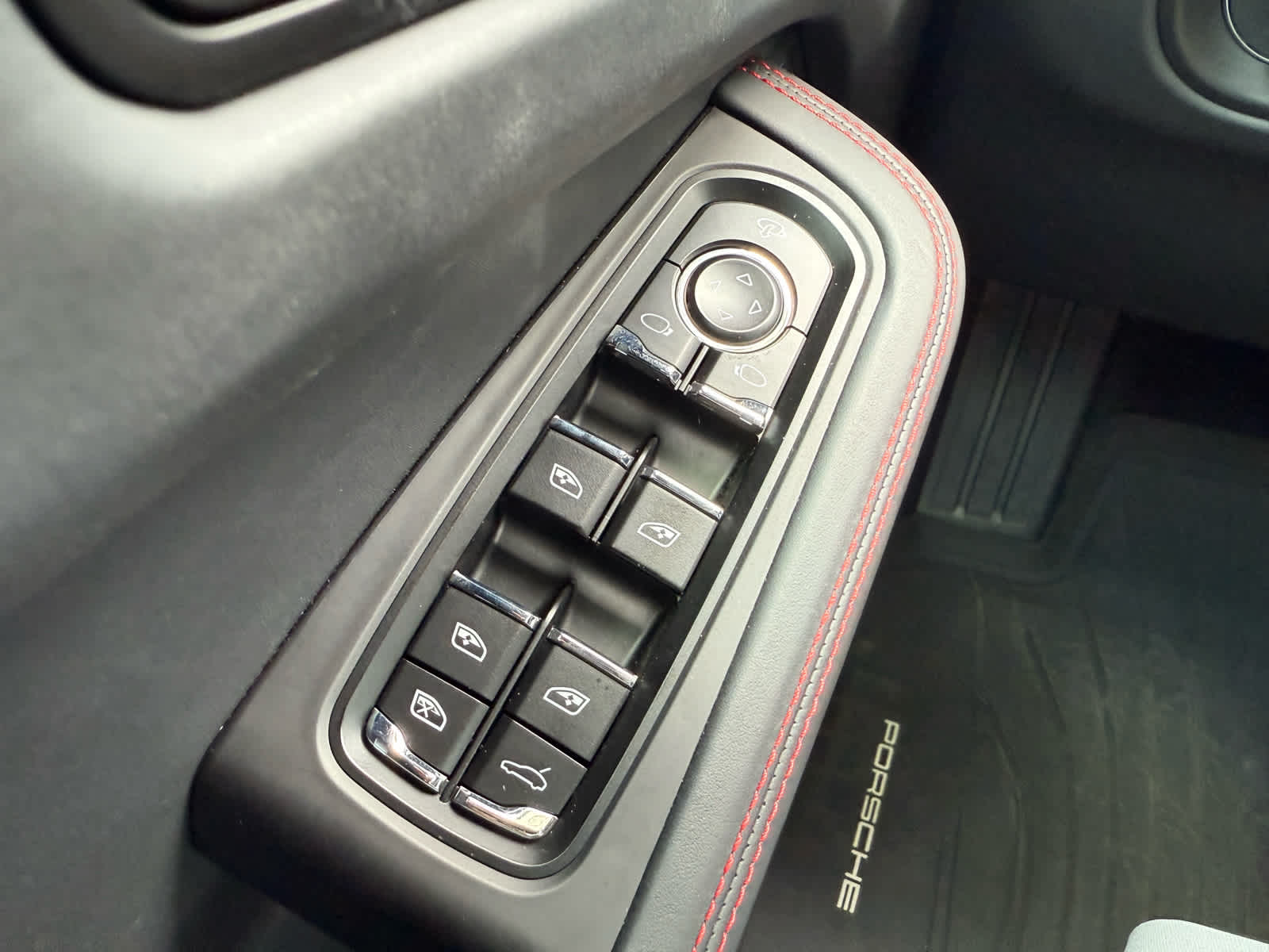 2023 Porsche Macan GTS photo 21