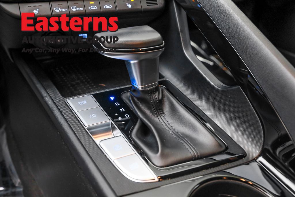 2021 Hyundai Elantra SEL Convenience photo 8
