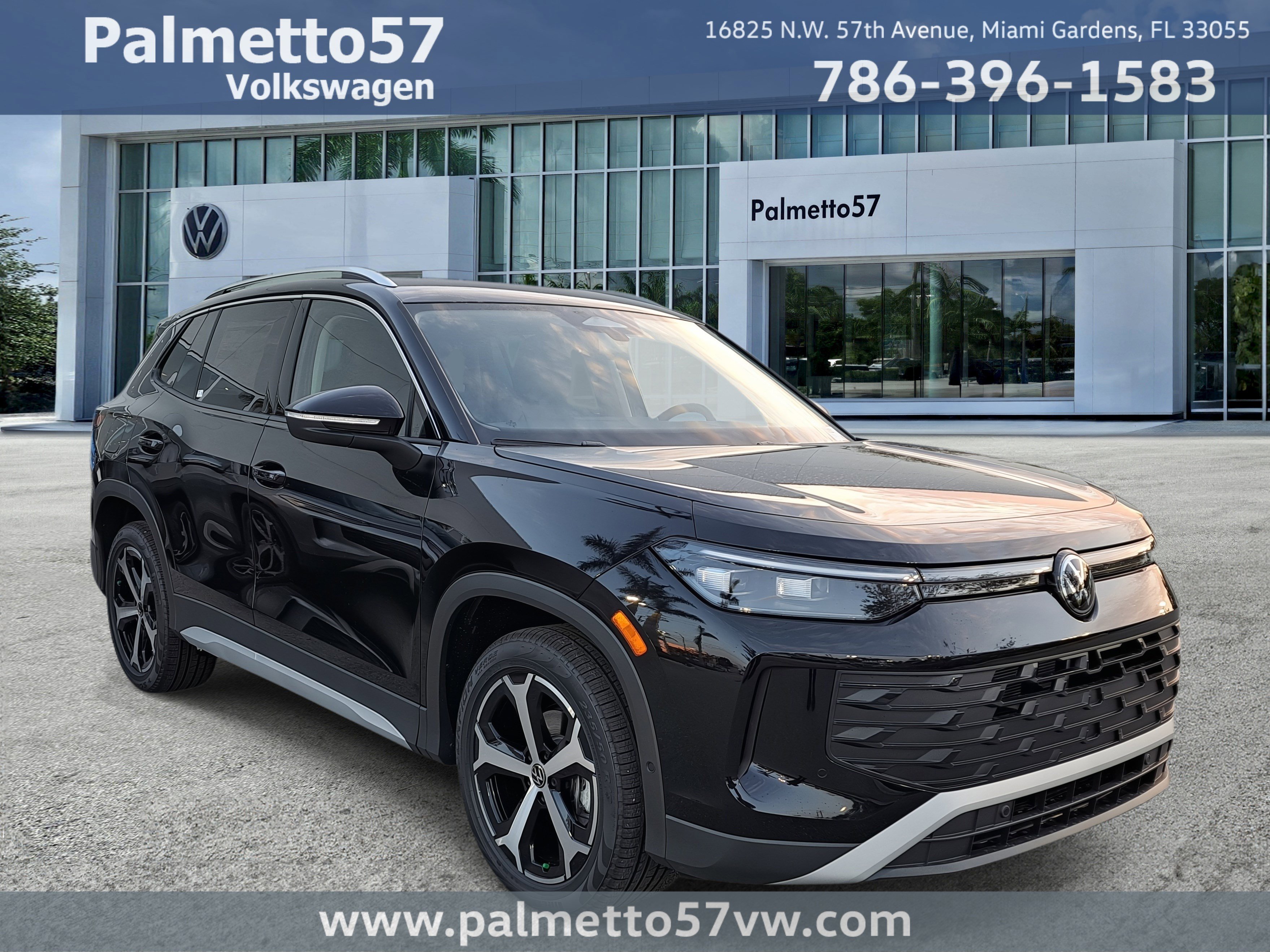 2026 Volkswagen Tiguan SE's photo