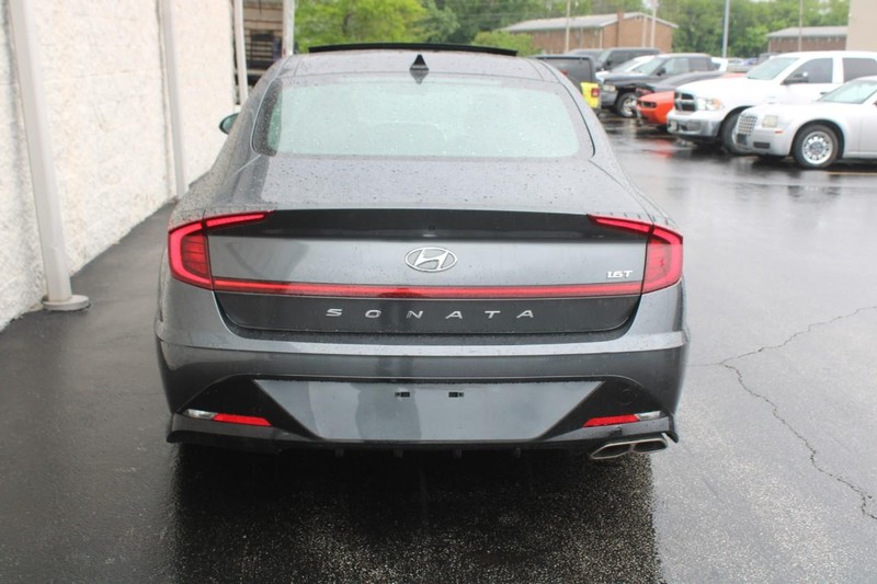 2022 Hyundai Sonata SEL Plus photo 4