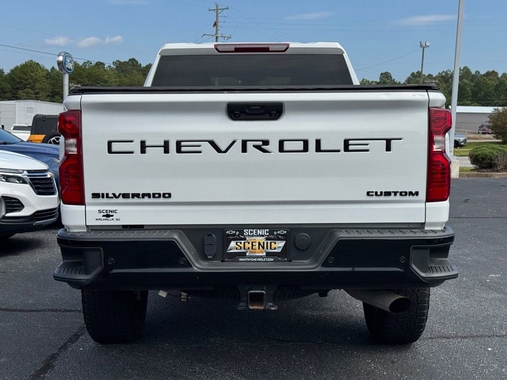 2024 Chevrolet Silverado 2500HD Custom photo 4