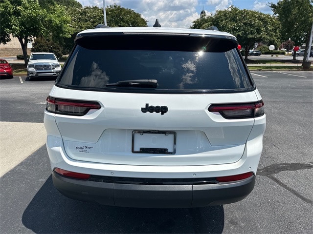 2024 Jeep Grand Cherokee Altitude X photo 3