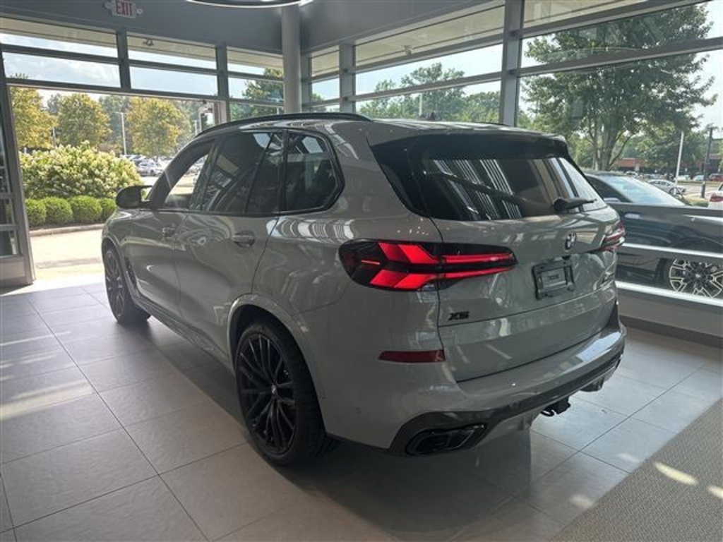 2026 Bmw X5 M60i photo 4