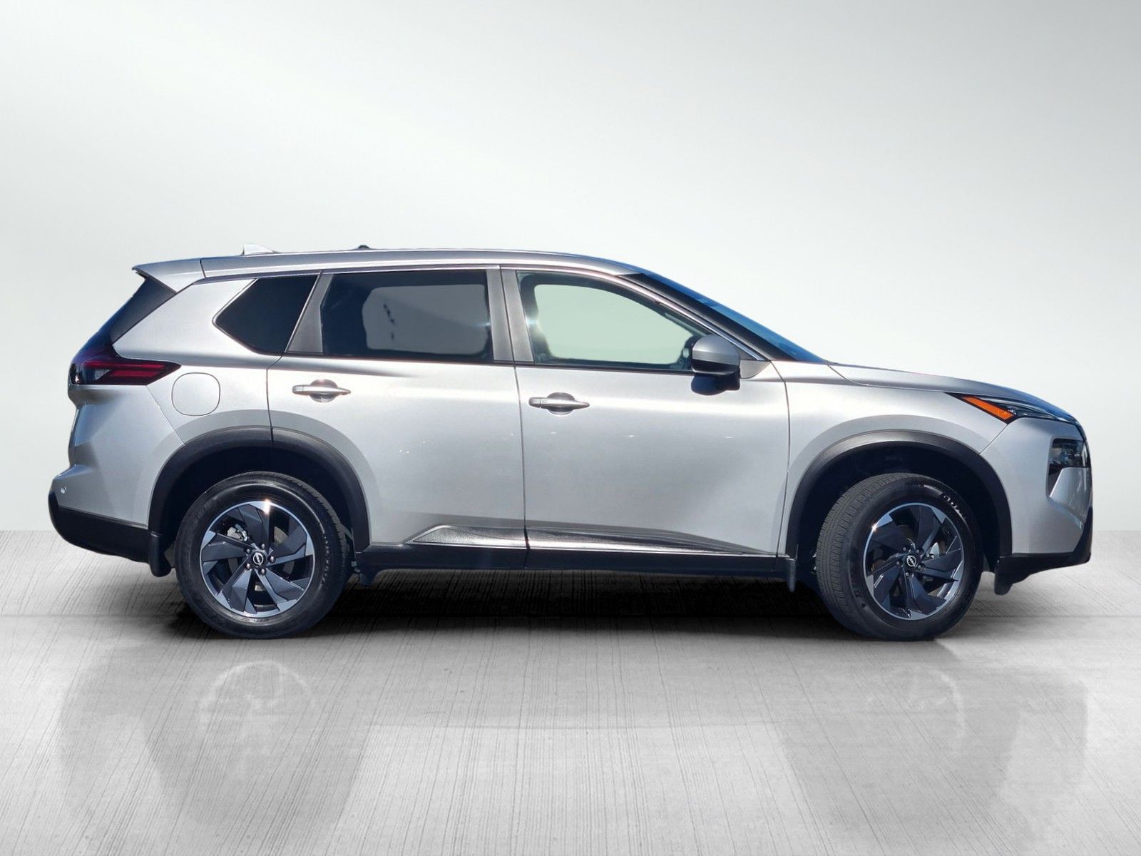 2025 Nissan Rogue AWD SV photo 2