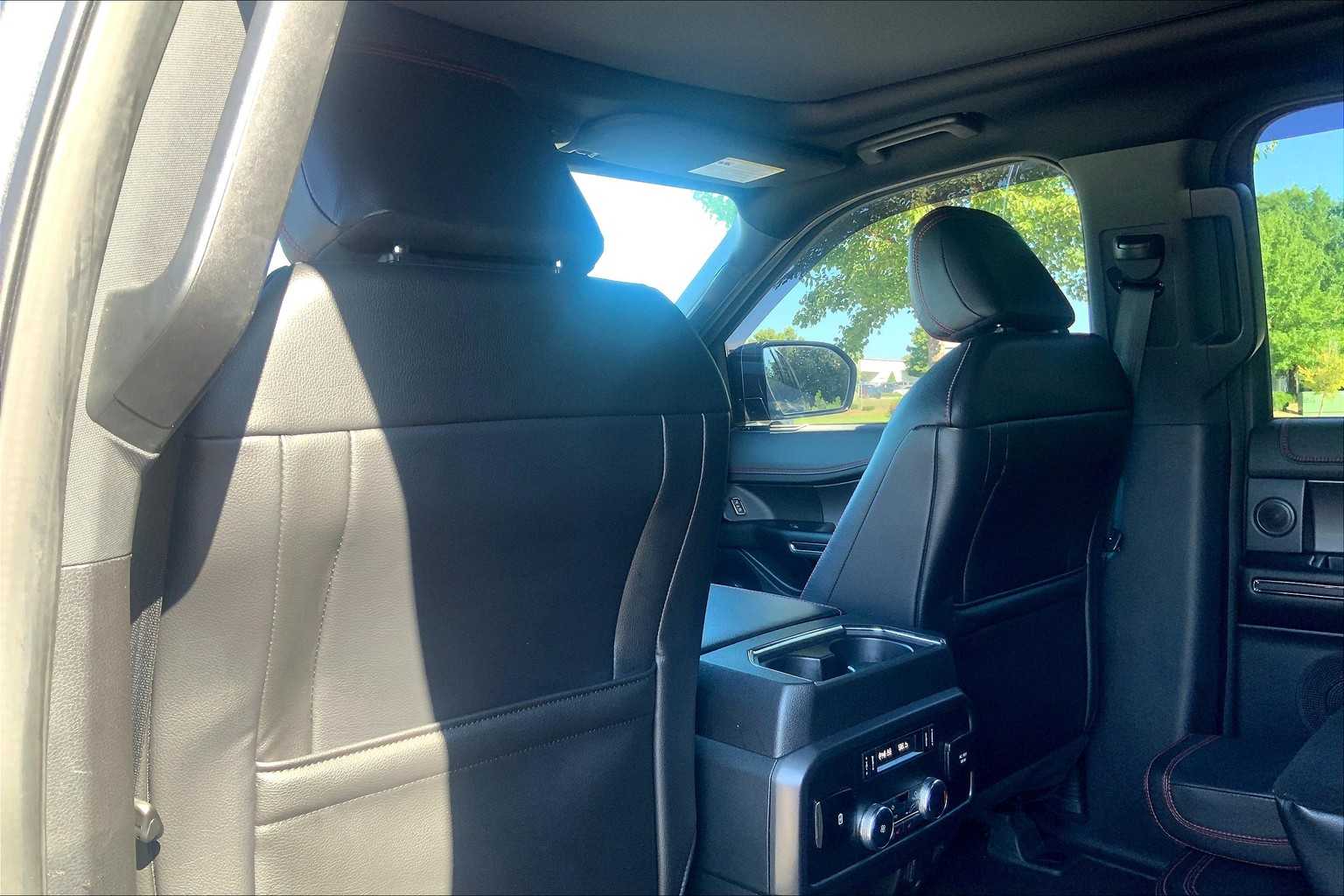 2021 Ford Expedition Limited photo 21