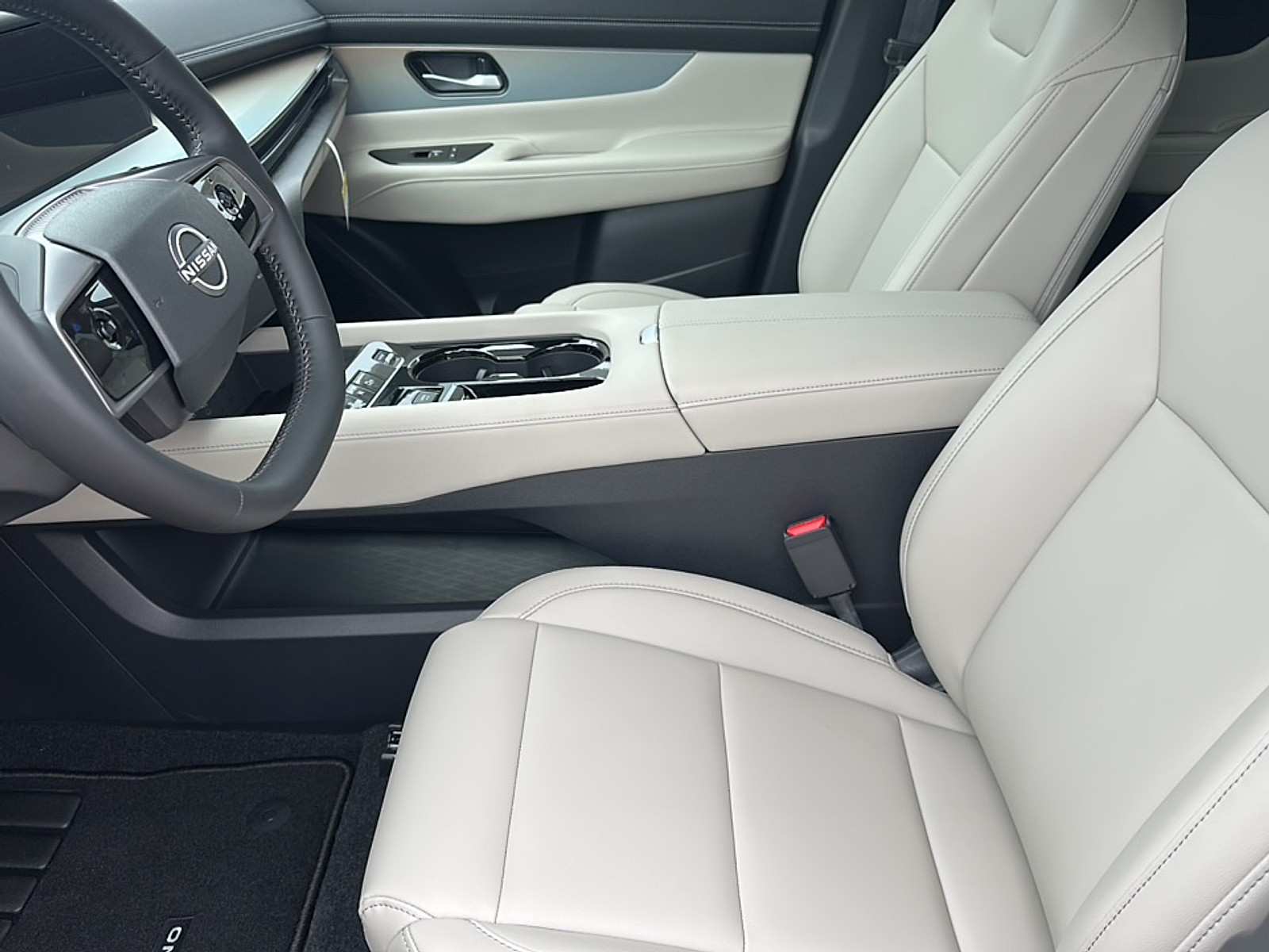 2025 Nissan Murano SL photo 3