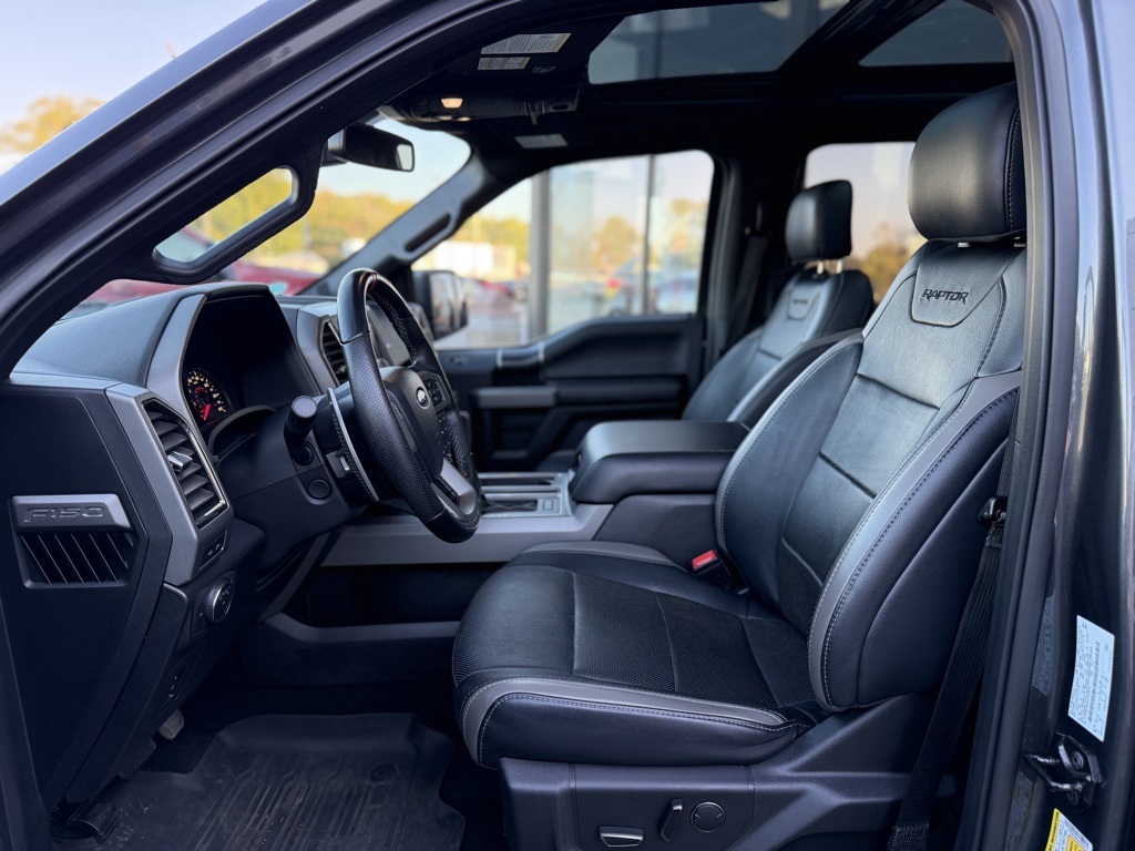 2018 Ford F-150 Raptor photo 3