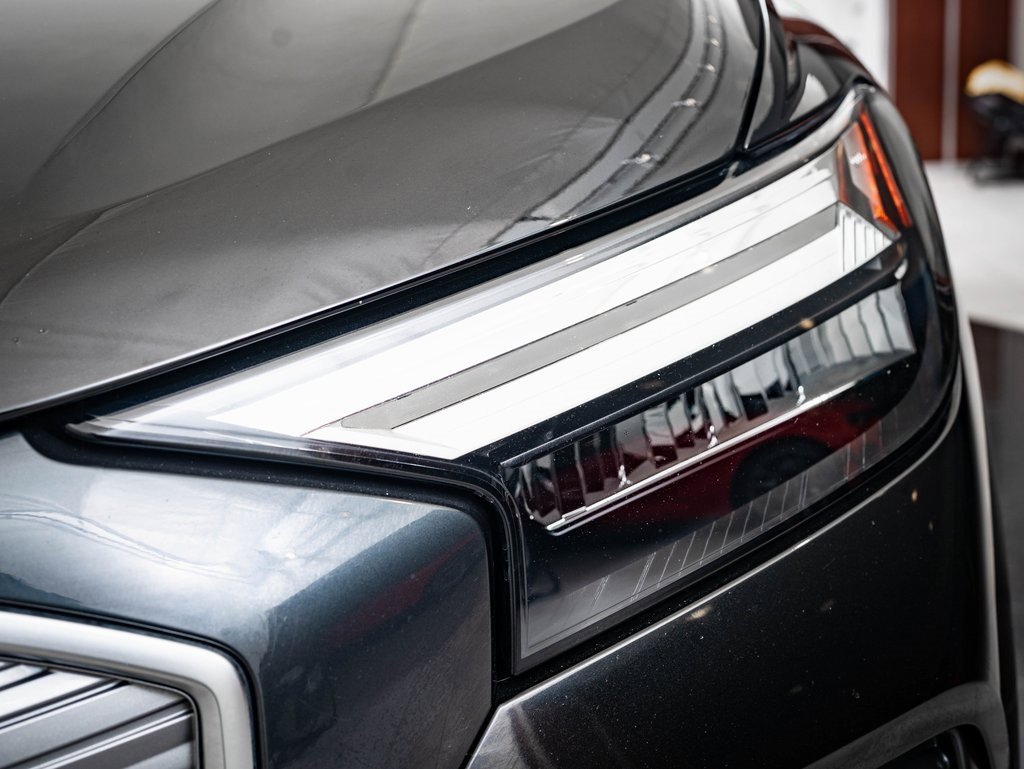 2022 Audi Q4 E-tron Premium photo 13
