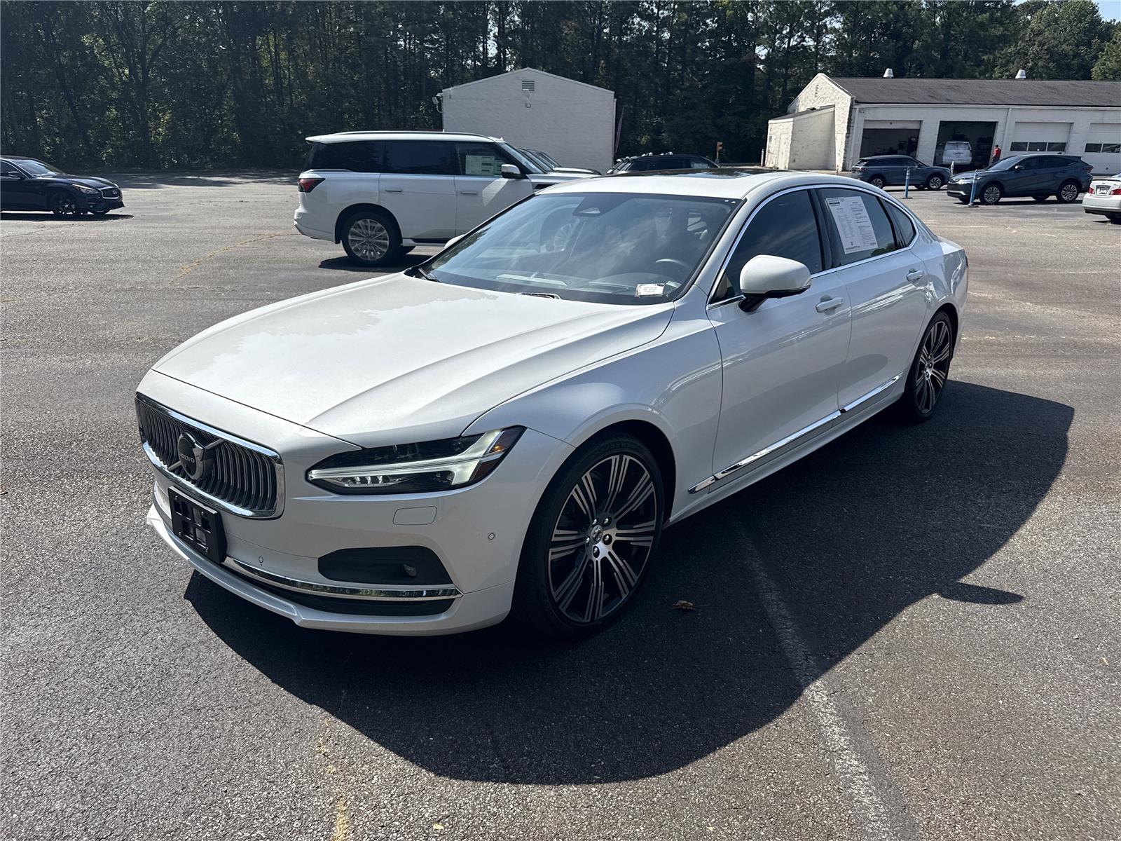 2023 Volvo S90 Ultimate photo 31