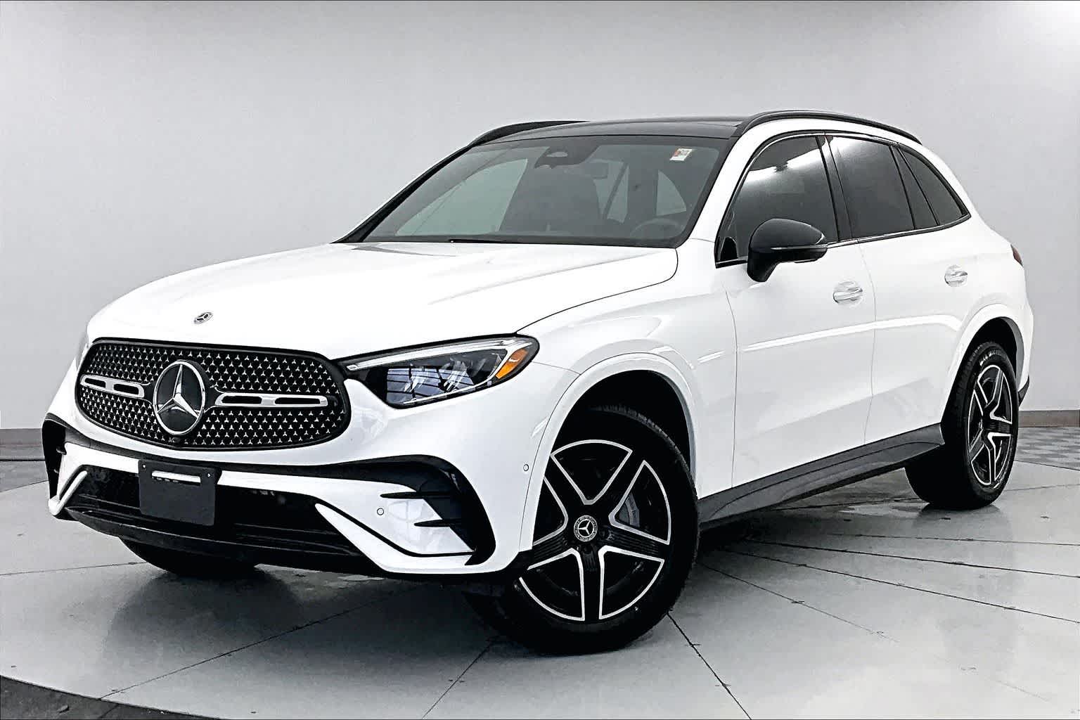 2024 Mercedes-Benz GLC GLC 300's photo