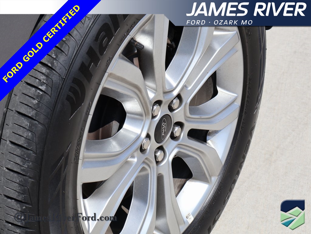 2024 Ford Edge Titanium photo 33