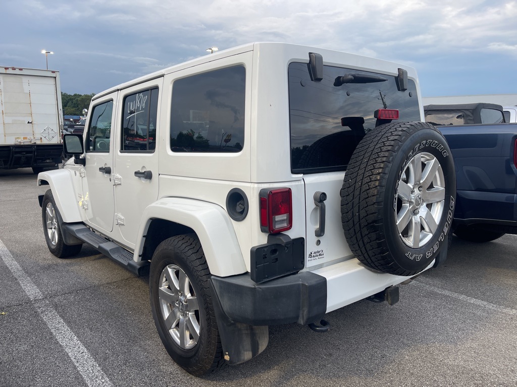 2016 Jeep Wrangler Unlimited Rubicon High Tide photo 4