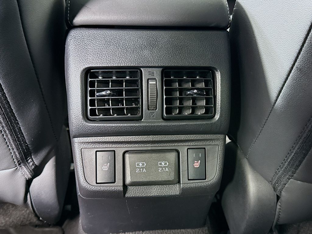 2019 Subaru Outback Limited photo 25