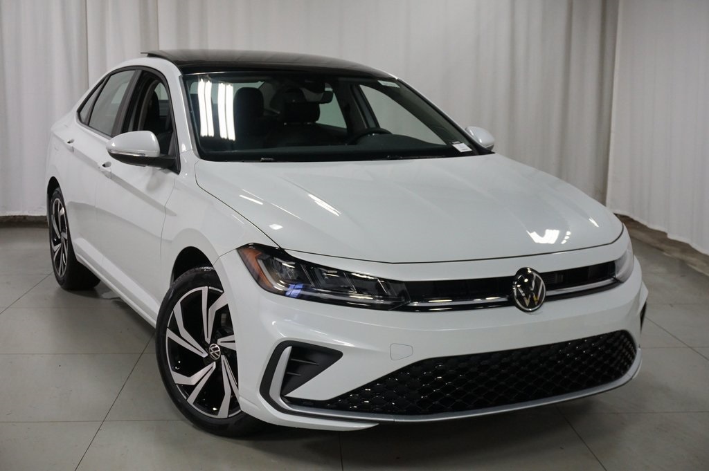 2025 Volkswagen Jetta 1.5T SEL photo 4