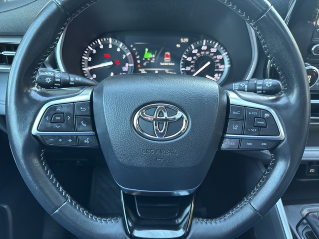 2020 Toyota Highlander XLE photo 24