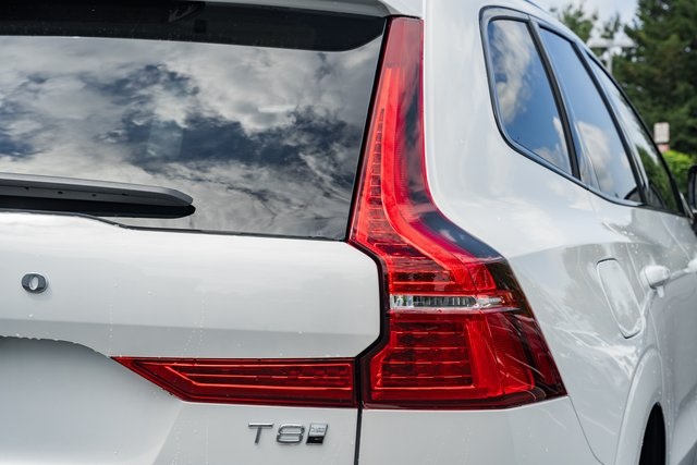 2025 Volvo XC60 Hybrid T8 Plus photo 6