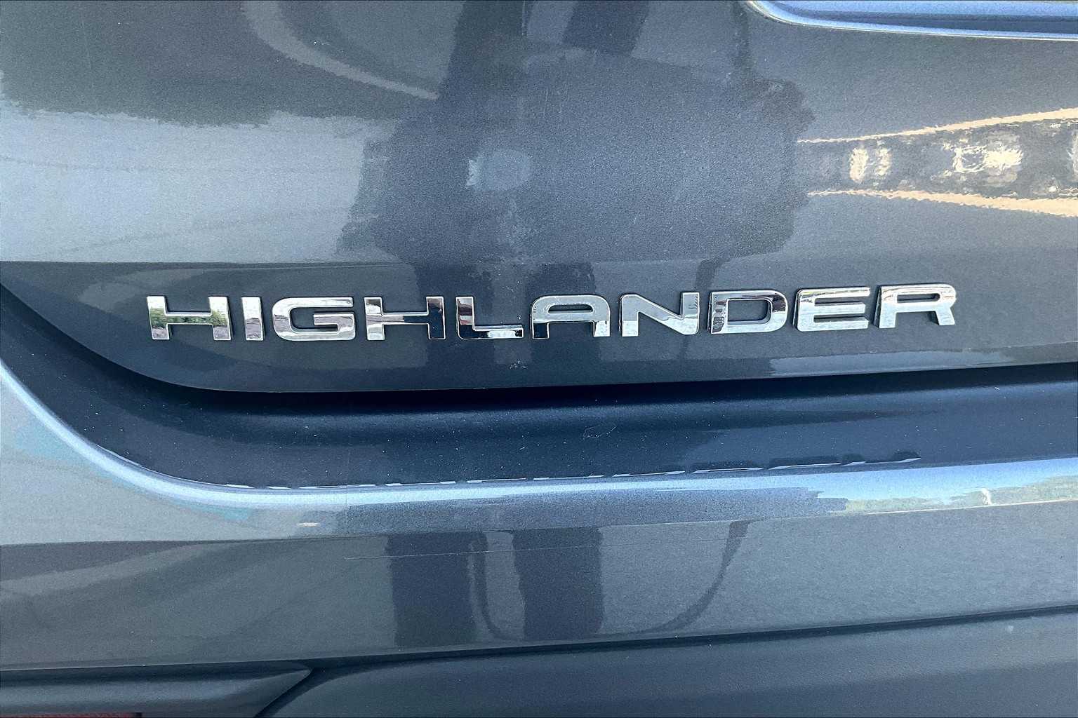2024 Toyota Highlander XLE photo 29