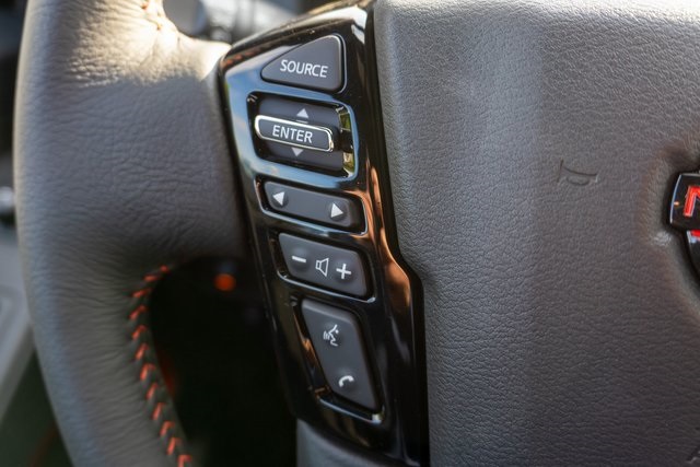 2025 Nissan Frontier PRO-4X photo 13