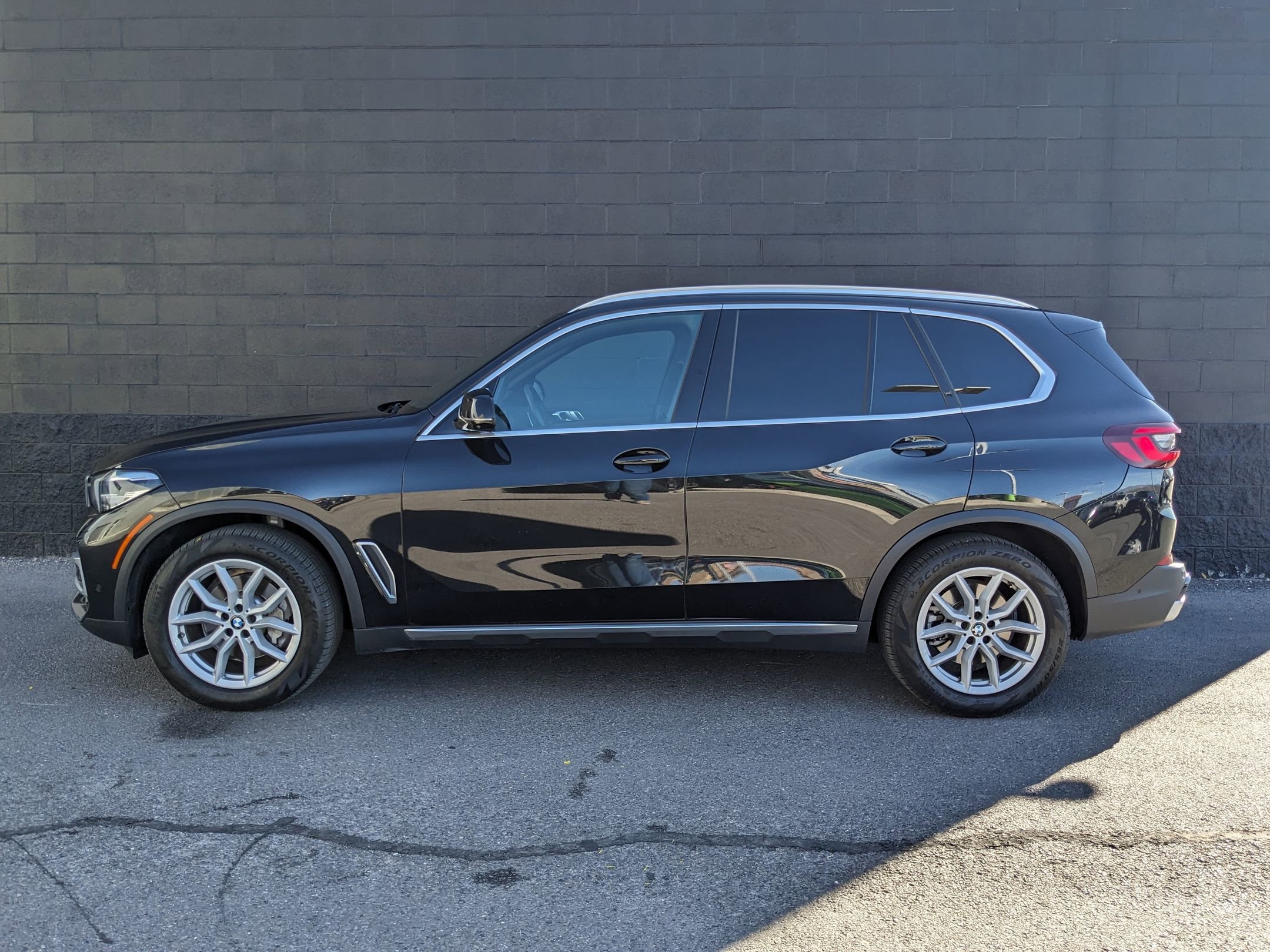 2023 Bmw X5 xDrive40i photo 2