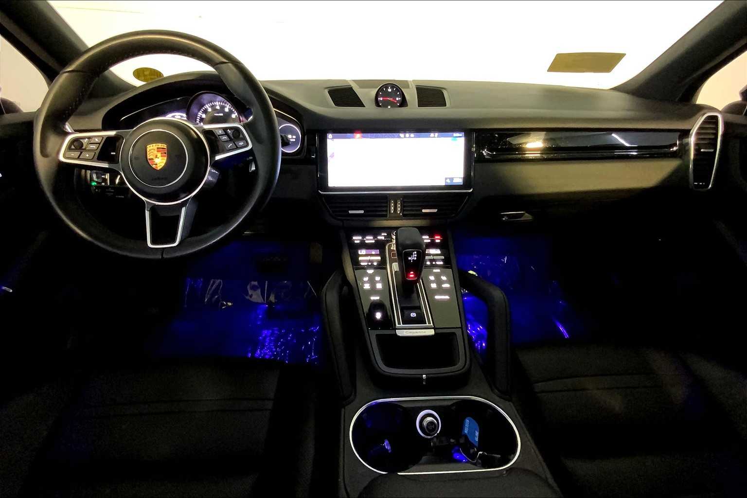 2020 Porsche Cayenne photo 15