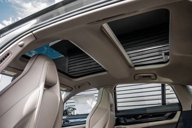 2025 Porsche Panamera 4 photo 29