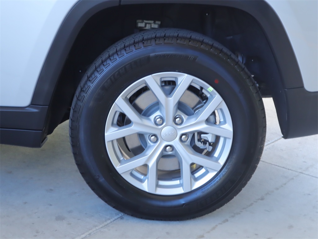 2024 Jeep Grand Cherokee Limited photo 21
