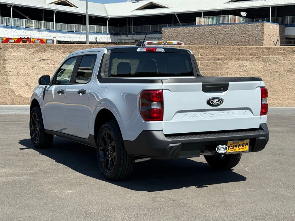2025 Ford Maverick XLT photo 5